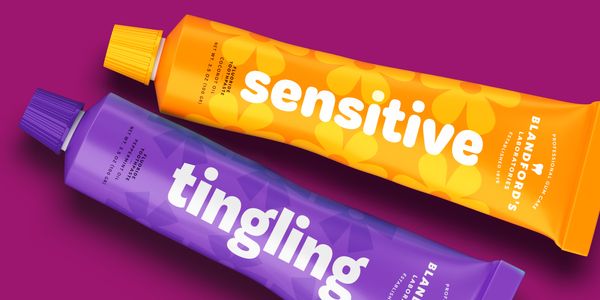 Card displaying Kit Variable typeface in various styles